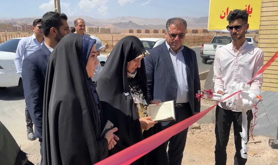  آغاز احداث بازارچه دائمی مشاغل خانگی در سمنان با حضور معاون رئیس‌جمهور